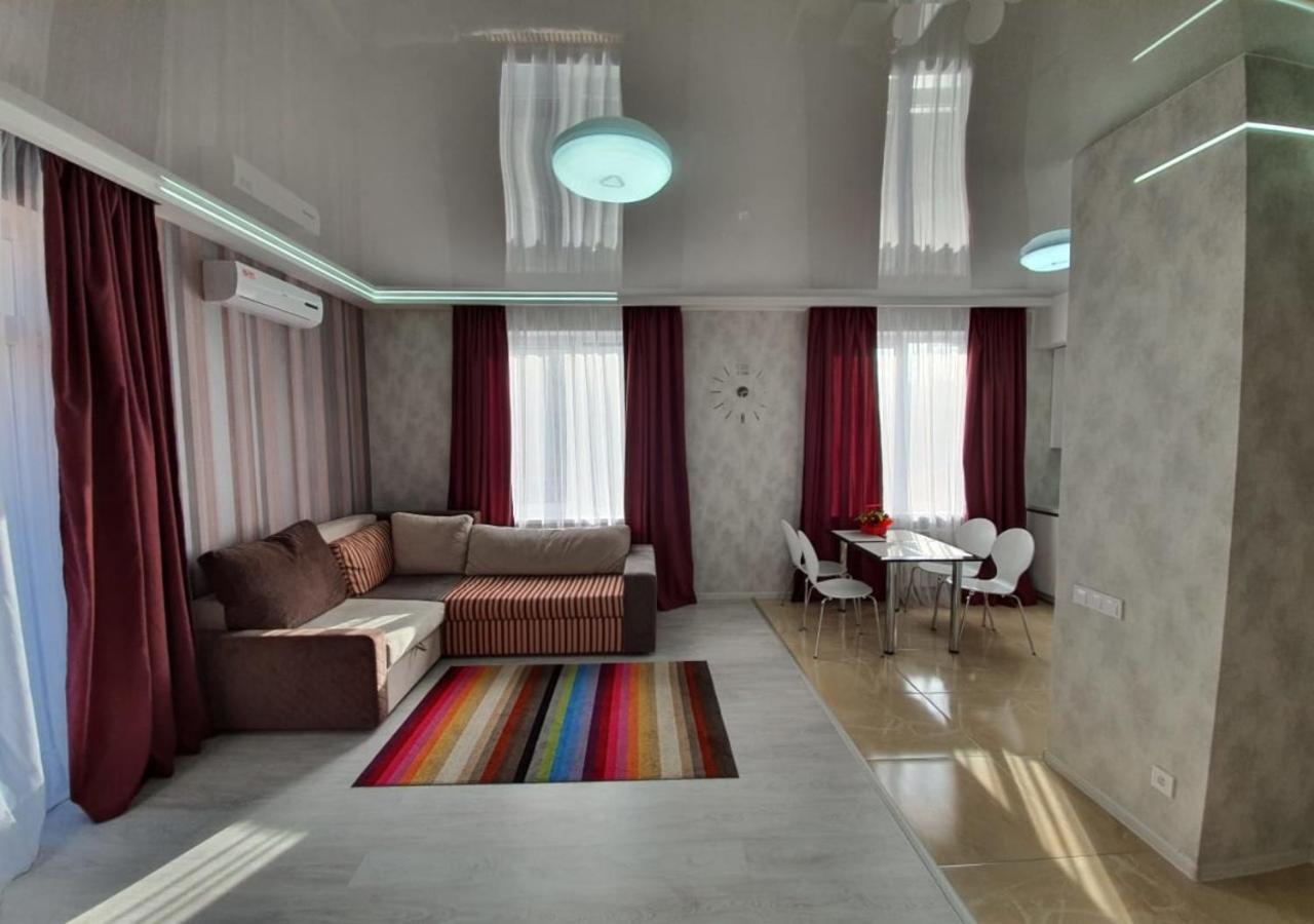 Lux New Apartment 2019 Kharkiv Exterior photo